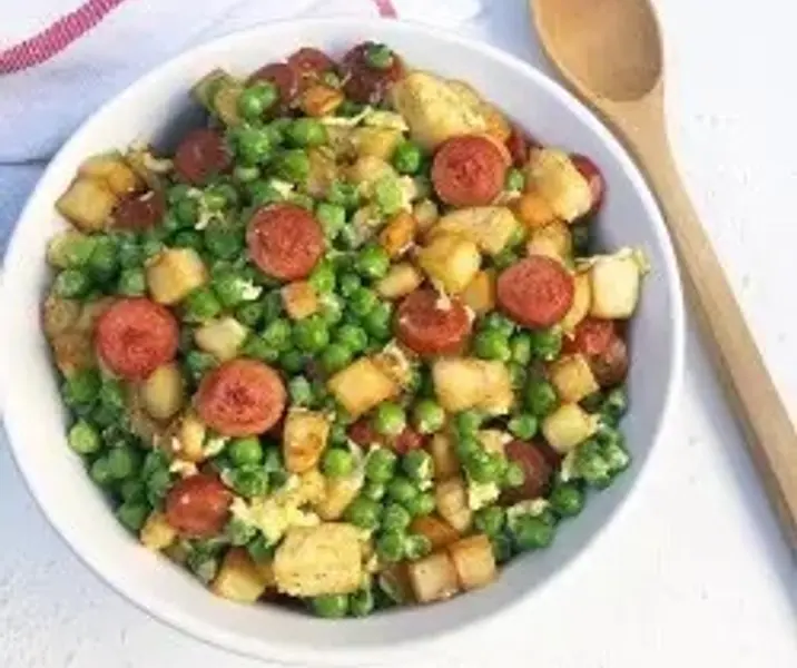 Fricasé de salchichas maría ayuda