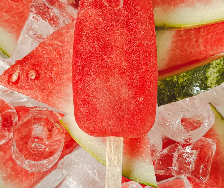 Paletas heladas de sandía maría ayuda