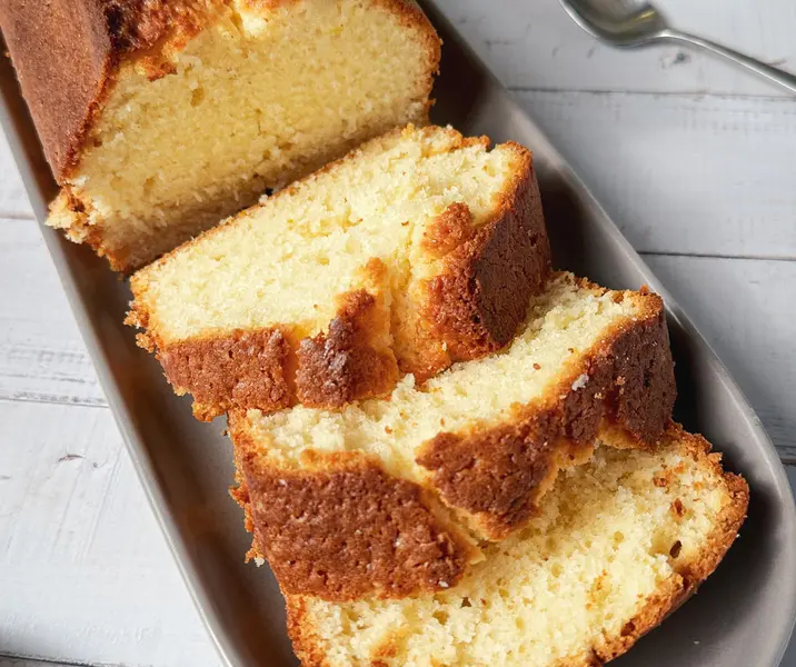 Queque de yogurt maría ayuda