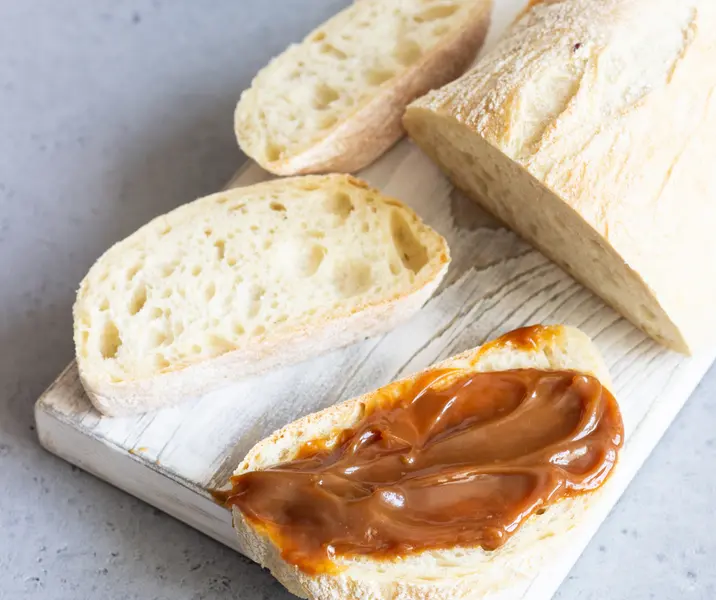 Marraqueta con manjar