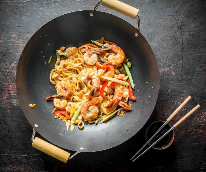 Camarones al wok con verduras