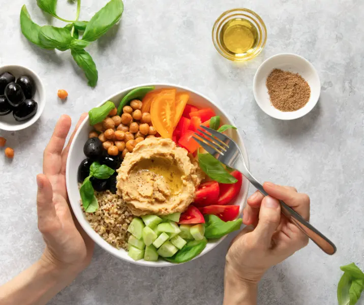 Buddha bowl con hummus