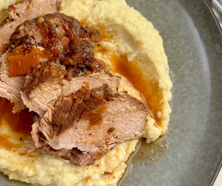 Pavo al jugo con puré de papas bbb