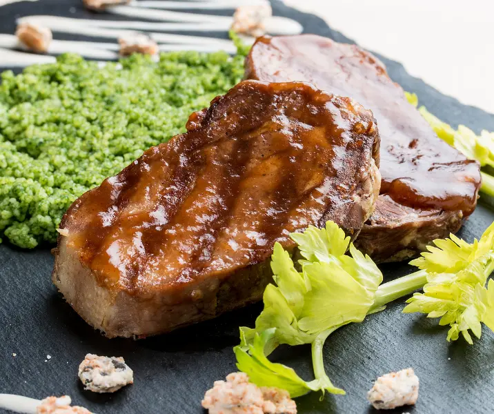 Pulpa de cerdo agridulce con cous cous bbb