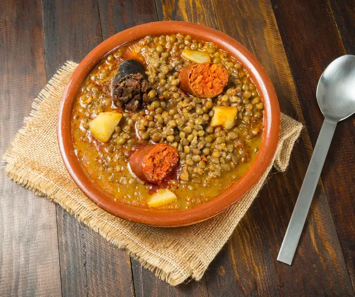 Lentejas con longaniza bbb