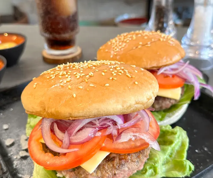 Hamburguesas caseras en pan bbb