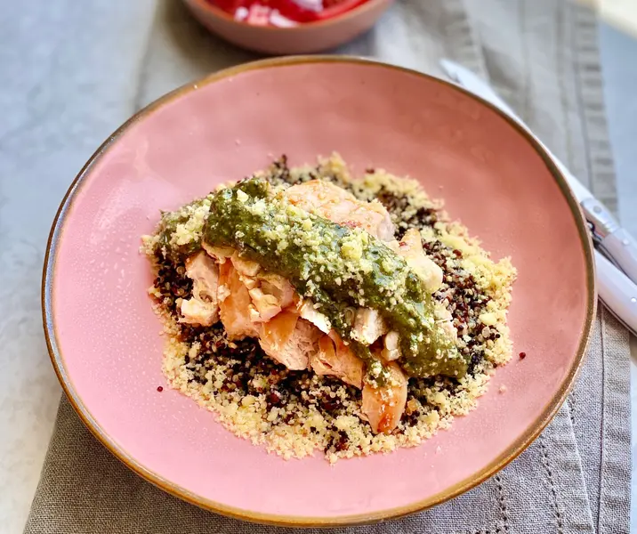 Pollo al pesto con quínoa sin gluten