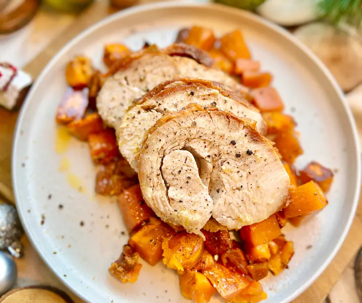 Trutro deshuesado de pavo easy cook con camote confitado