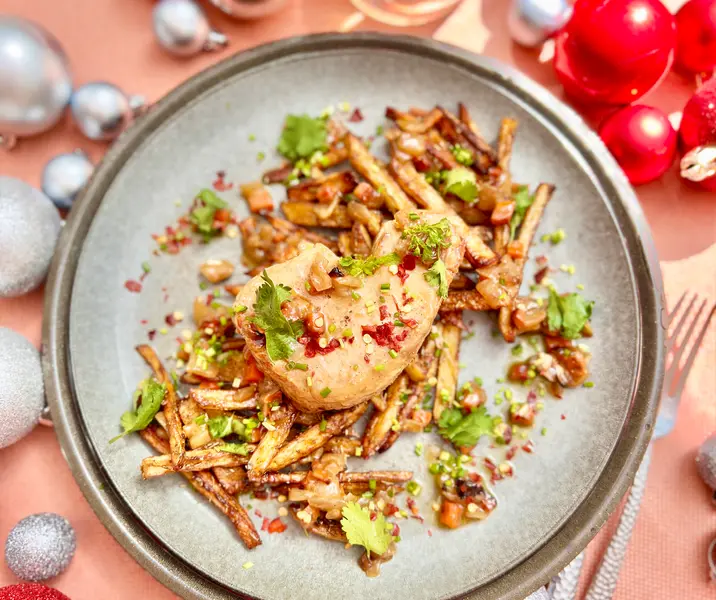 Lomo de cerdo a la antigua con papas crocantes