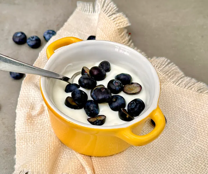 Yogurt con arándanos