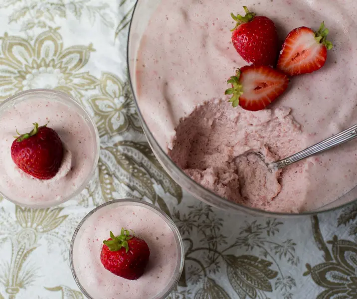 Bavarois de frutilla maría ayuda