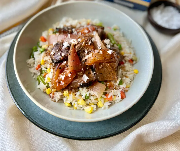 Asado carnicero a la cacerola con arroz primavera sin gluten