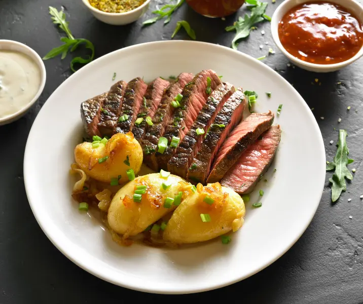 Asado de vacuno a la parrilla con papas mayo sin gluten