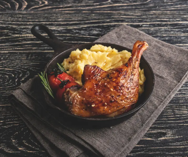 Punta de ganso al horno con puré de papas sin gluten