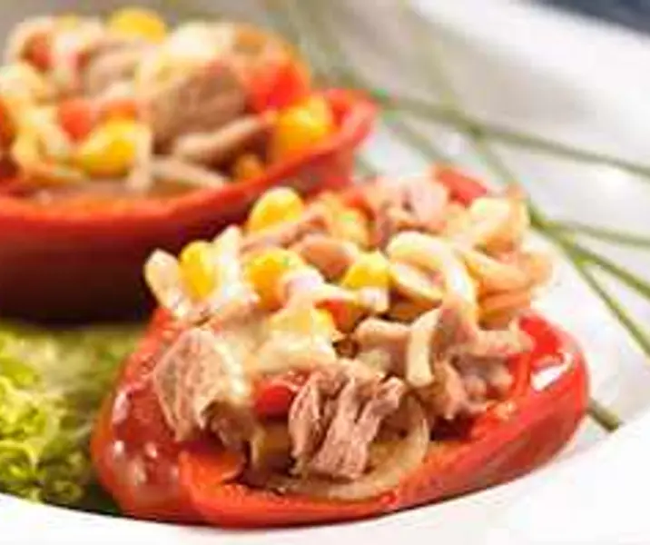 Pimentones rellenos con atún y choclo sin gluten