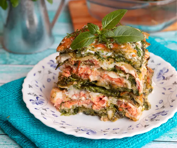 Lasaña de salmón con espinaca sin gluten