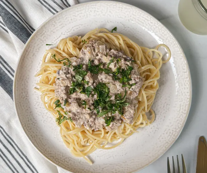 Tallarines con atún y crema sin gluten