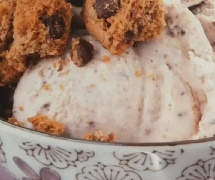 Helado de yogur y cookies thermomix