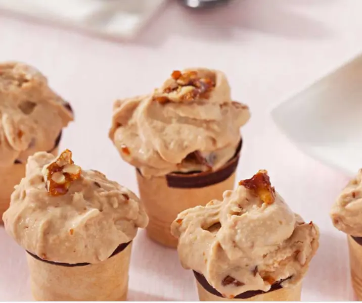 Helado de manjar con praline de nueces thermomix