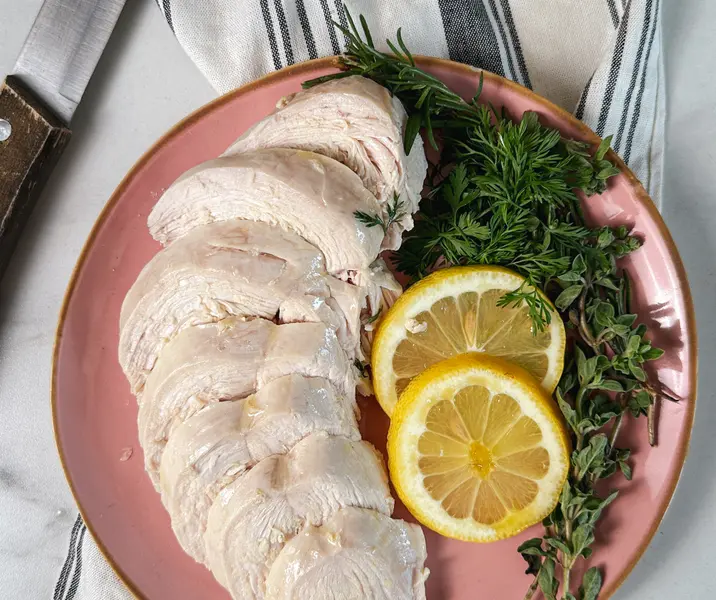 Pechuga de pollo cocida