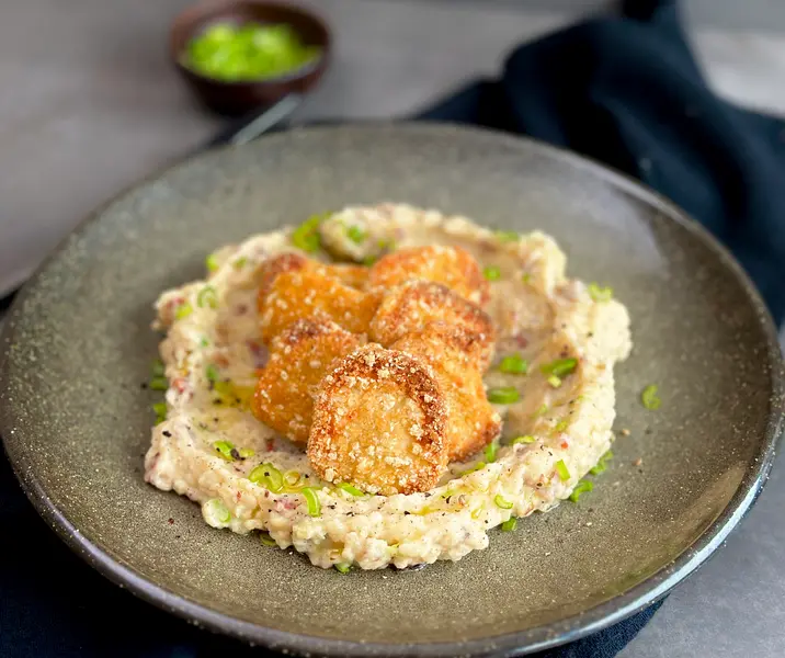 Puré rústico estilo ranch con nuggets spicy