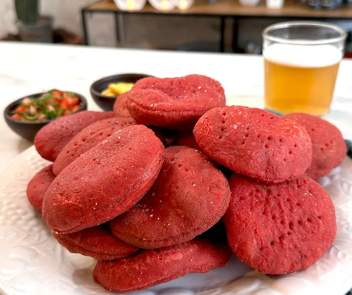 Sopaipilla de betarraga