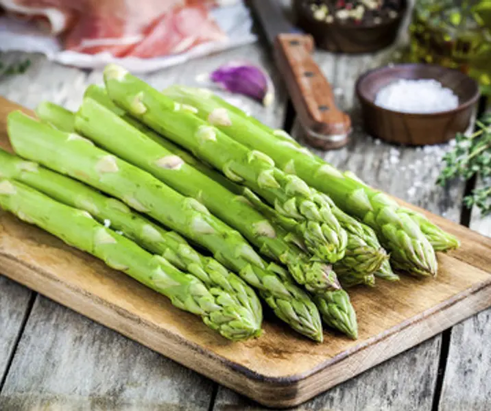 Espárragos con mayonesa