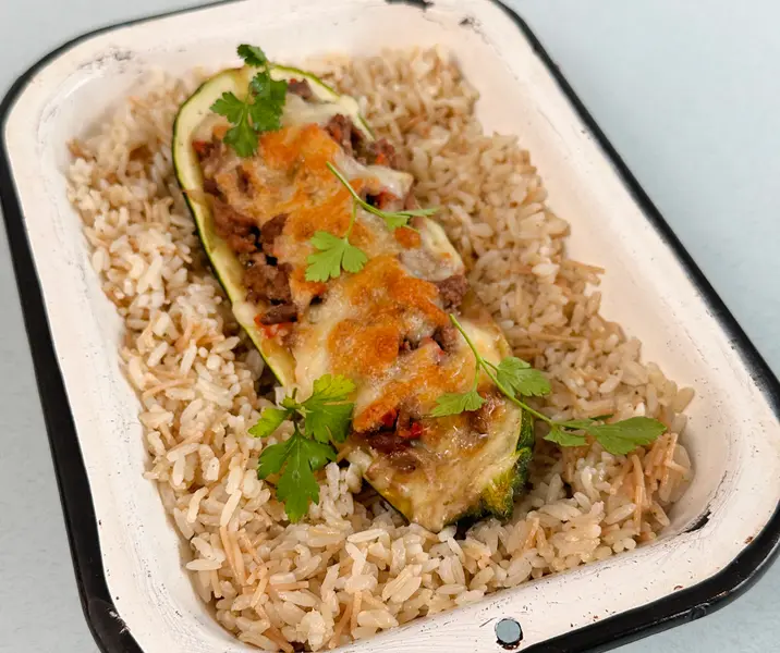 Arroz árabe con zapallito relleno