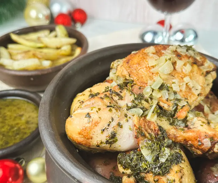 Pollo al cognac con papas al horno
