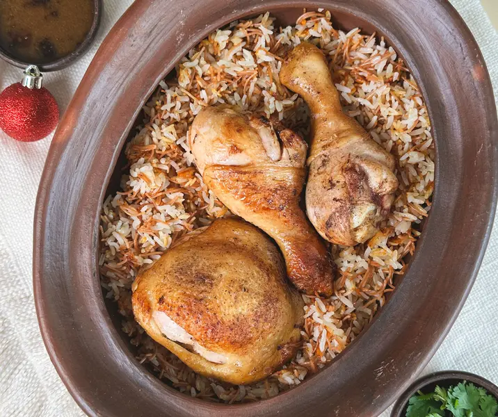 Pollo a la cerveza negra con arroz árabe