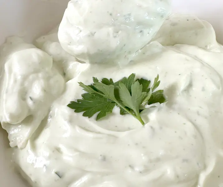 Lactonesa de perejil