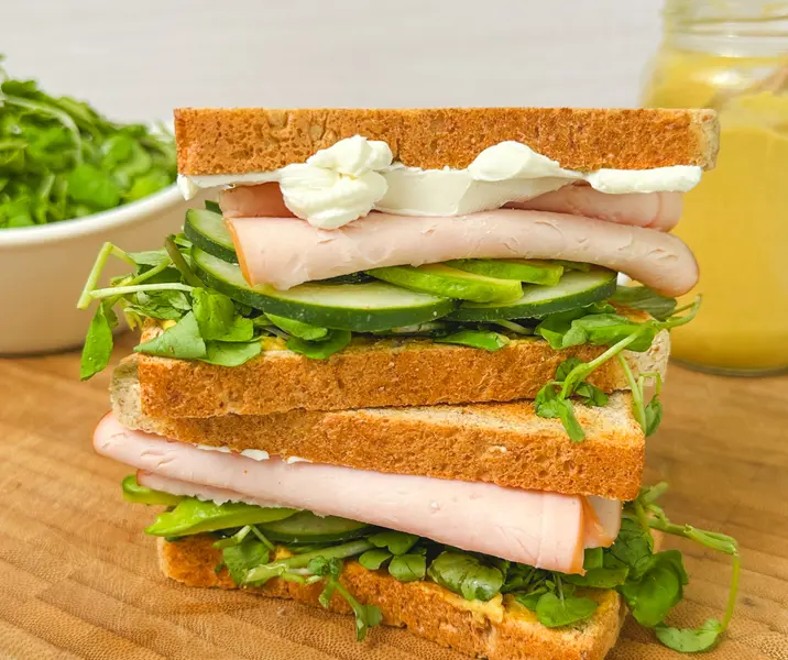 Sándwich integral de pechuga ahumada de pavo