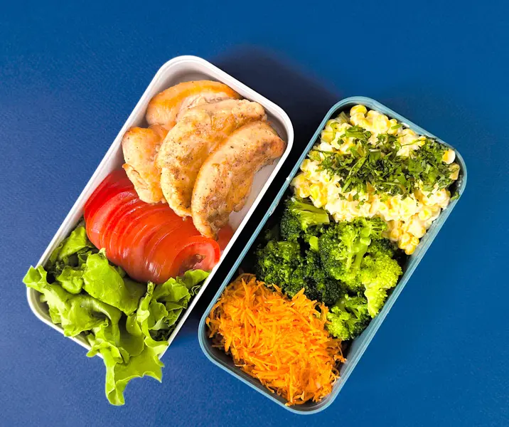 Ensalada de pollo to-go