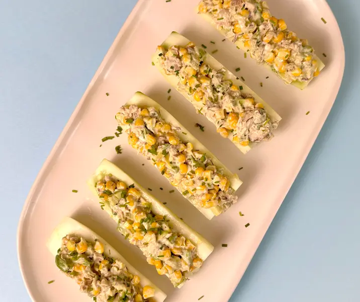 Pepino relleno con jurel