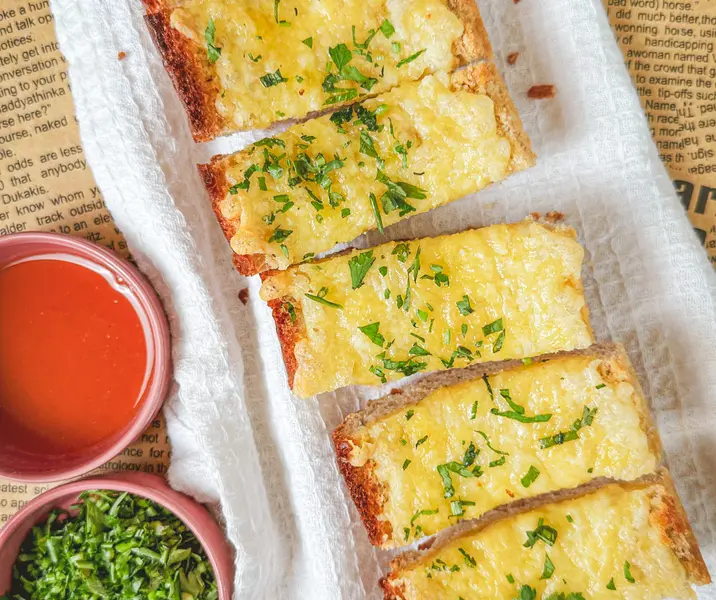 Pan de ajo y queso