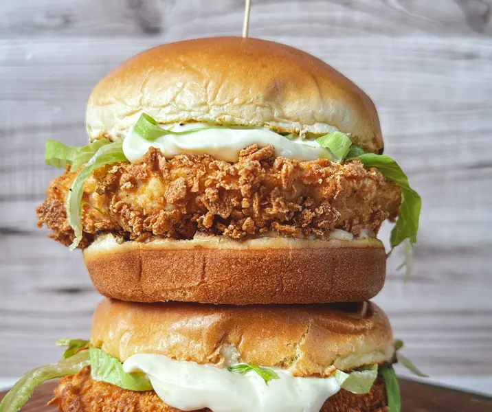 Hamburguesa casera de pollo cryspy