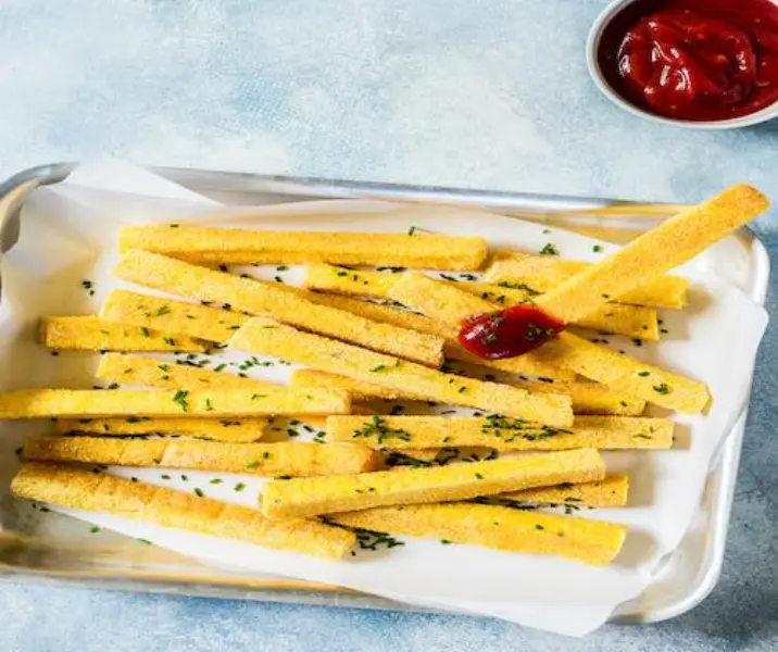 Pollo a la plancha con bastones de polenta air fryer