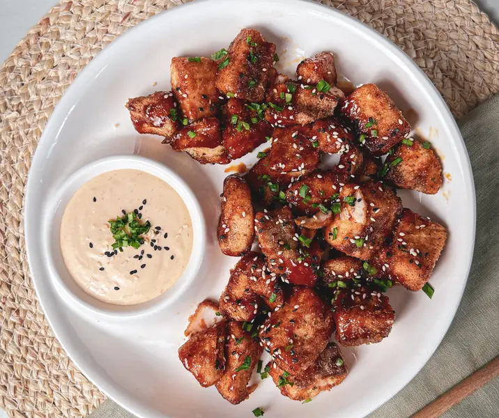Bocados de salmón air fryer
