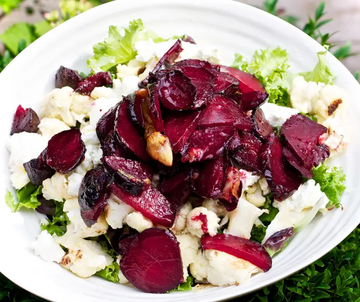 Coliflor con betarraga