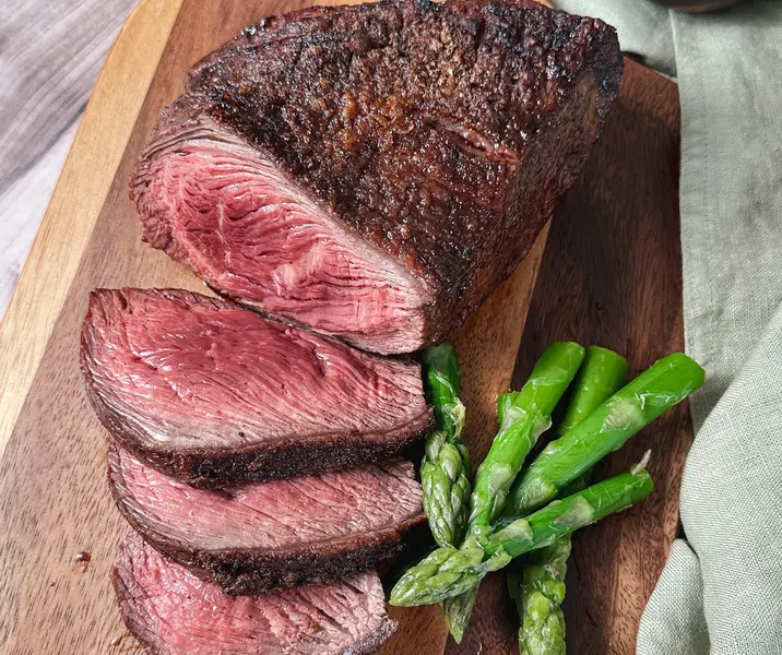 Picaña con espárragos air fryer