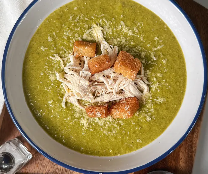 Crema de verduras y pollo
