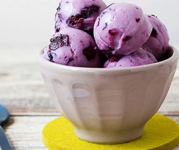 Helado casero de mora
