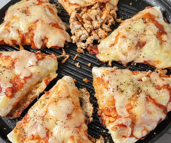 Burrito pizza con cane molida de pavo