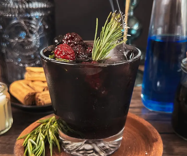 El mago (blackberry cocktail)