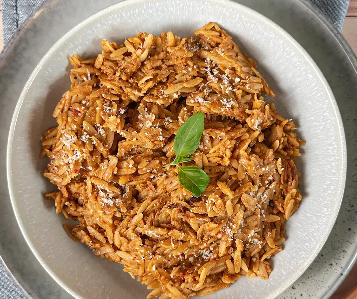 Orzo al pesto rosso