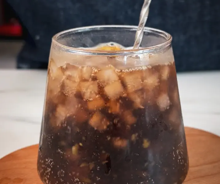 Trend coca cola dua lipa