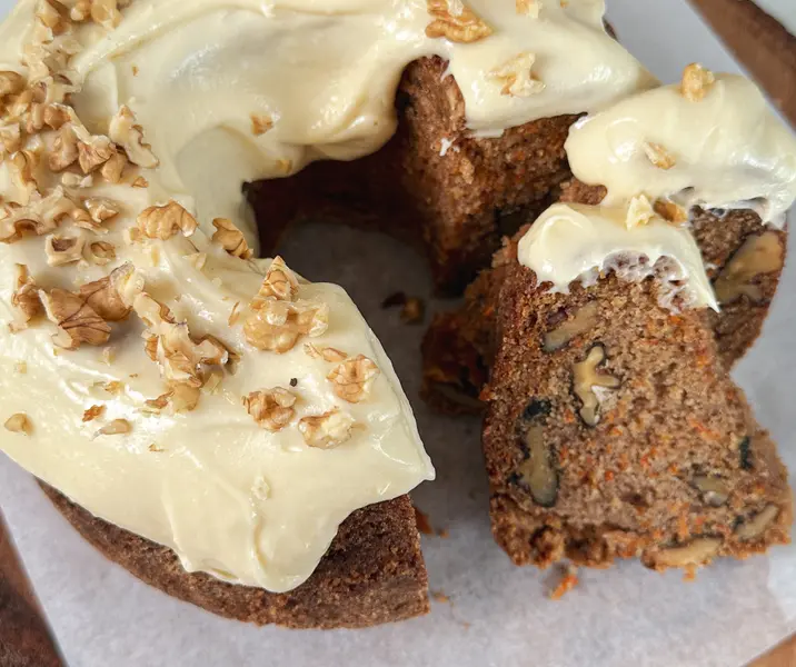 Queque de zanahoria con frosting