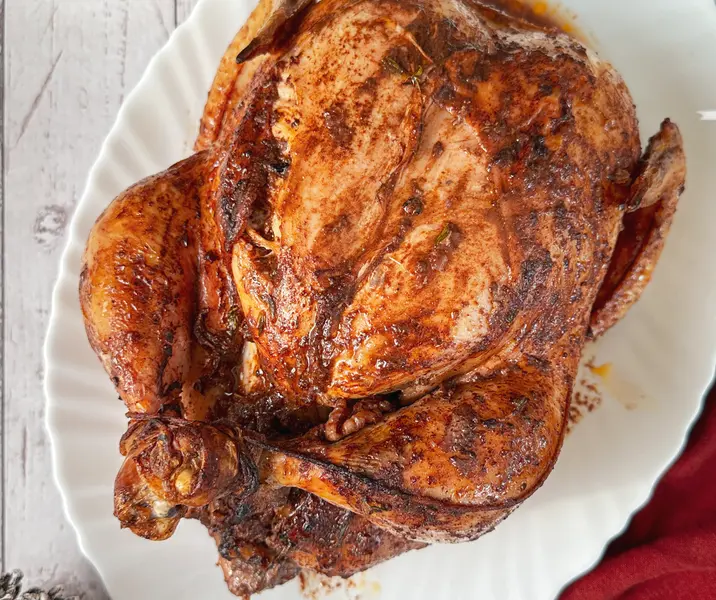Pollo relleno y marinado criollo