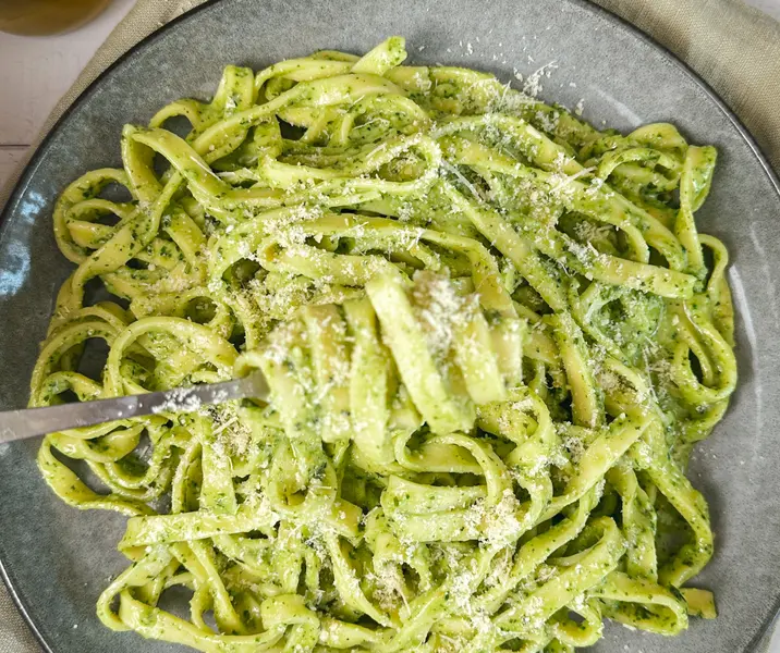 Pasta pesto espinaca