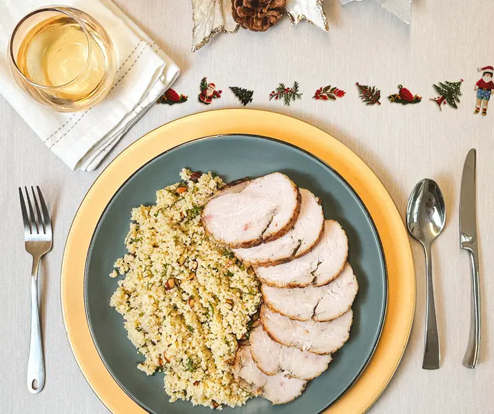 Pechuga de pavo agridulce con cous cous